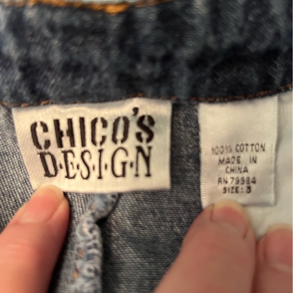 Chico’s Blue Denim Jeans - Chico’s size 3 - Picture 4 of 4